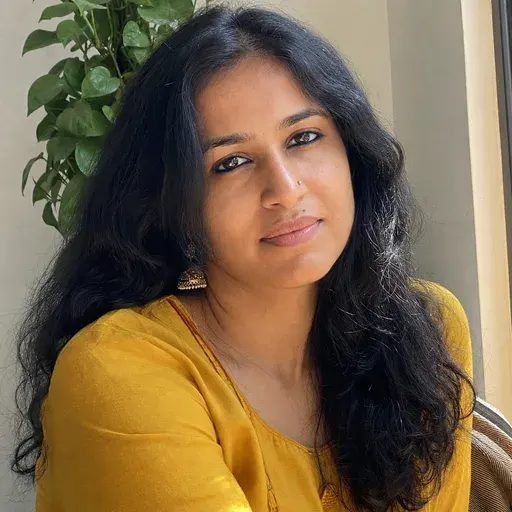 Zoya Mirza