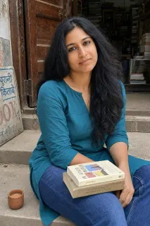 no gig today. just chowk, old books and one too many cups of chai ☕