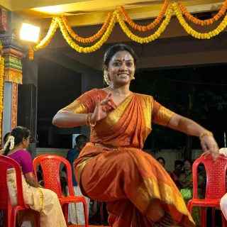 danced for Lakshmi & Karthik's muhurtham this morning at the Kapaleeshwarar side hall. the nadaswaram artist set such a pace, had to keep up 🙏